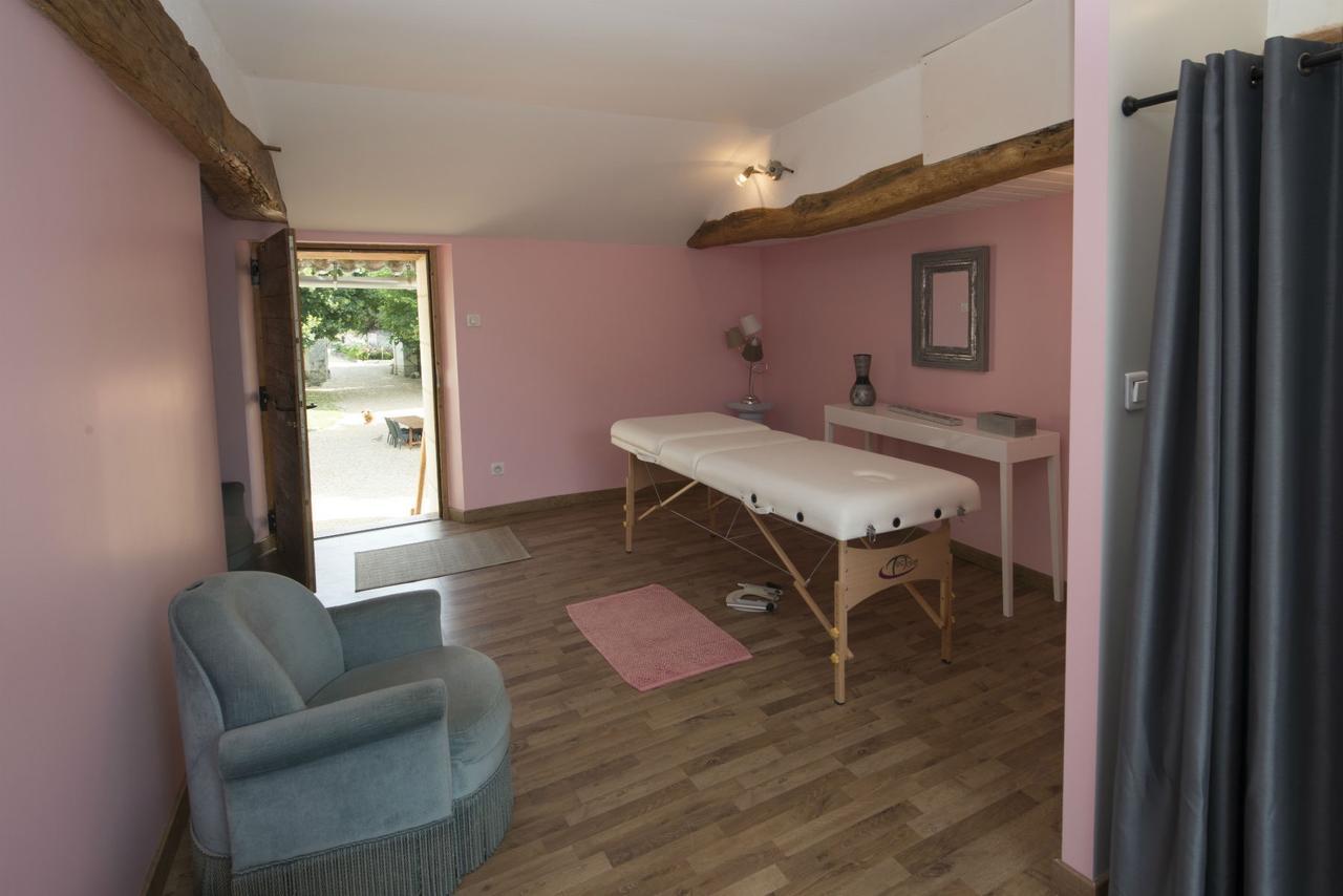 Chambres D'Hotes Les Delices De La Roche Louresse-Rochemenier Exteriér fotografie