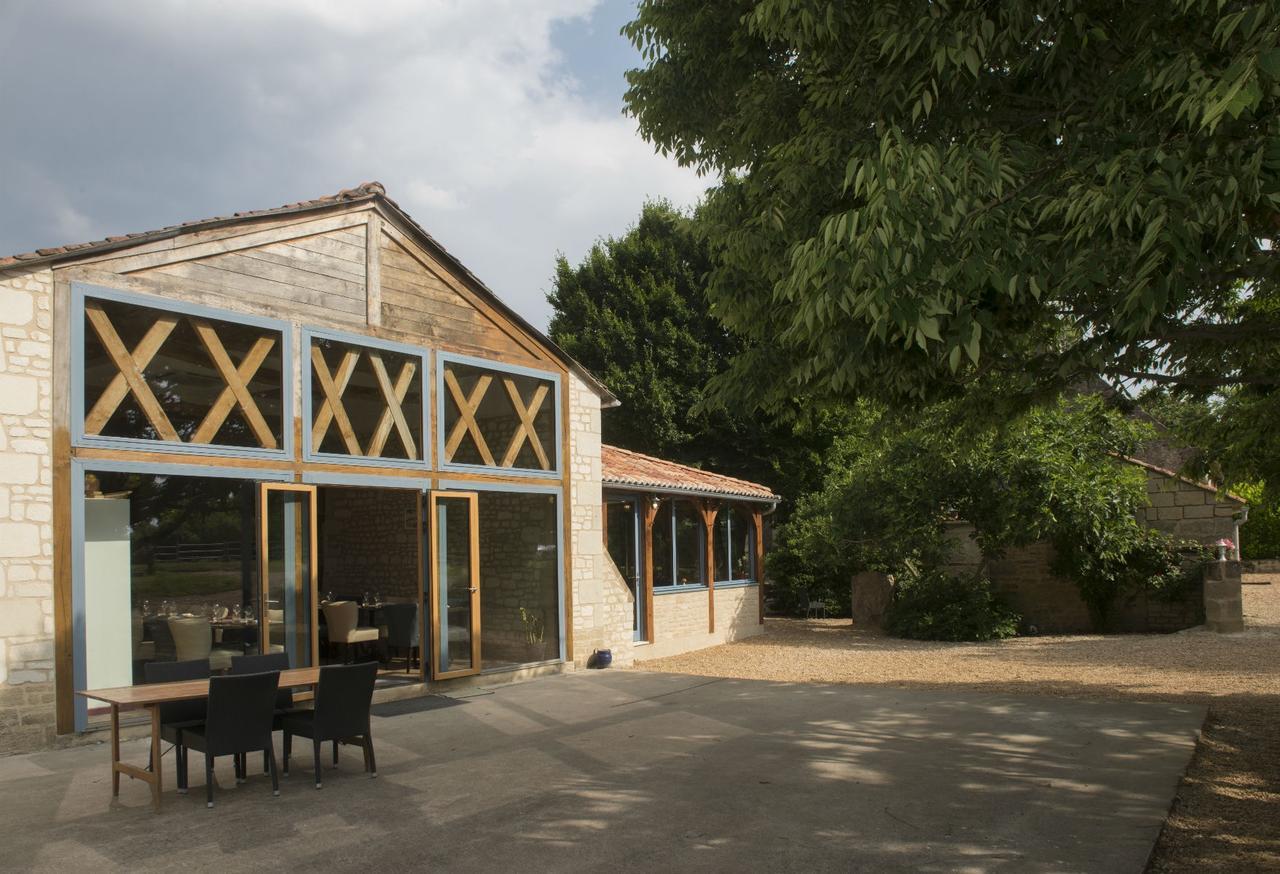 Chambres D'Hotes Les Delices De La Roche Louresse-Rochemenier Exteriér fotografie